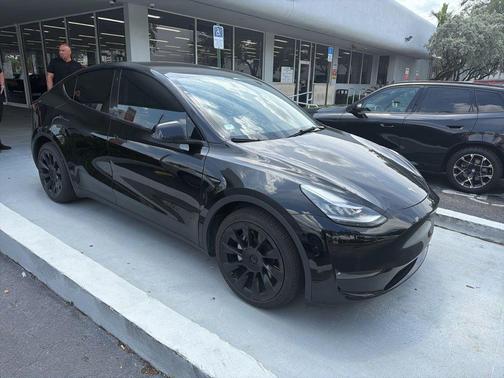 Black 2021 Tesla Model Y Long Range