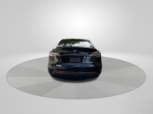 Black 2021 Tesla Model Y Long Range