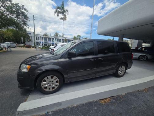 Granite Crystal Clearcoat Metallic 2017 Dodge Grand Caravan SE