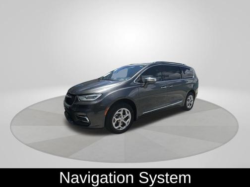Granite Crystal Clearcoat Metallic 2021 Chrysler Pacifica Limited
