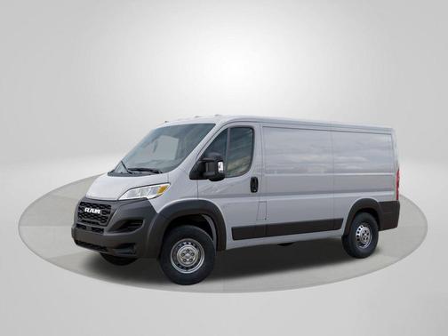 Bright White Clearcoat 2026 RAM ProMaster 1500 Low Roof