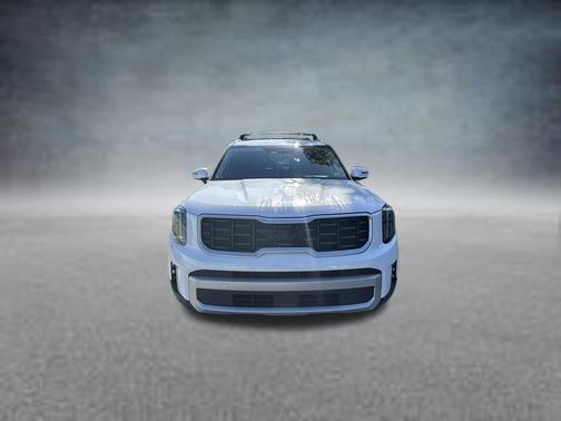 Glacial White Pearl 2024 Kia Telluride S