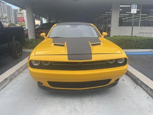 2018 Dodge Challenger SXT