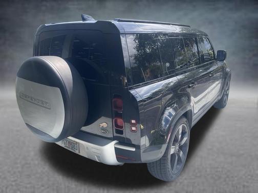 Santorini Black 2020 Land Rover Defender 110 SE