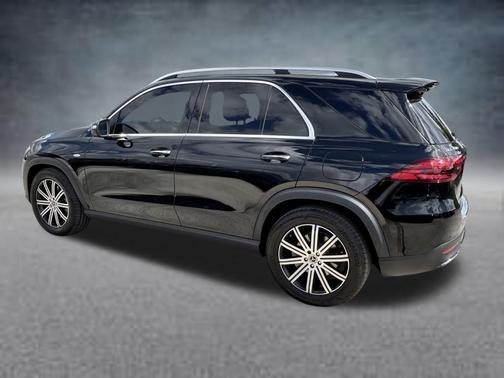 Black 2025 Mercedes-Benz GLE 450e 4MATIC
