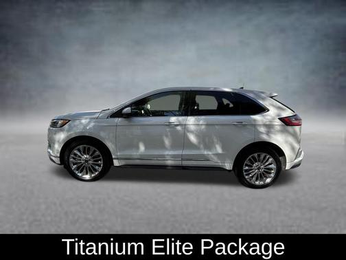 White Metallic 2021 Ford Edge Titanium