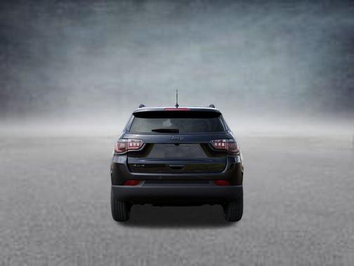 Diamond Black 2026 Jeep Compass Latitude