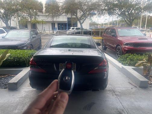 2011 Mercedes-Benz SL-Class SL 550