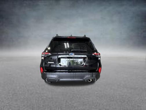 Crystal Black Silica 2025 Subaru Forester Limited