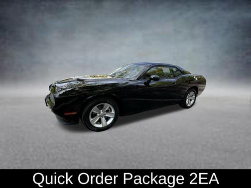 Pitch Black Clearcoat 2023 Dodge Challenger SXT