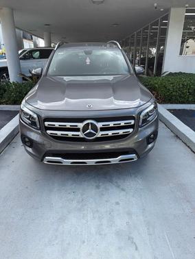 Gray 2022 Mercedes-Benz GLB 250 Base