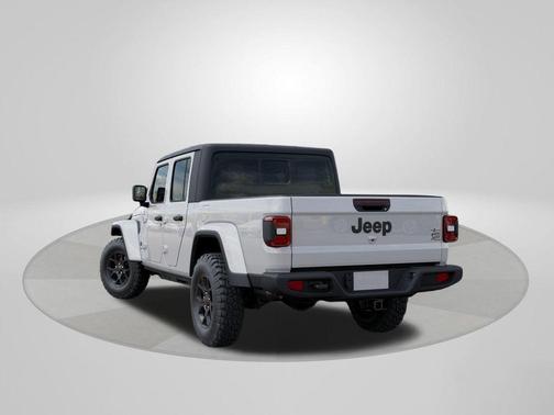 Bright White Clearcoat 2026 Jeep Gladiator Sport