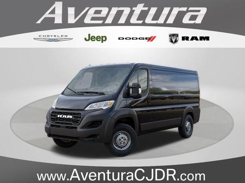 Black Clearcoat 2026 RAM ProMaster 1500 Low Roof