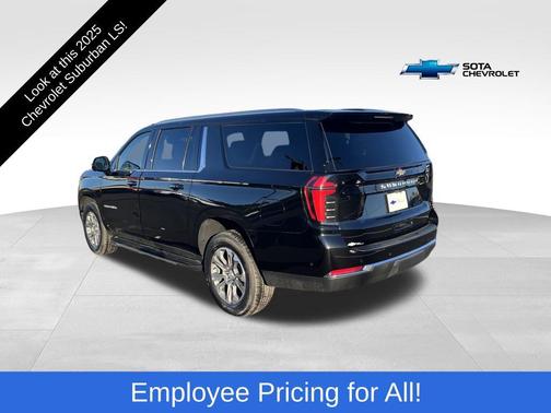 2025 Chevrolet Suburban LS