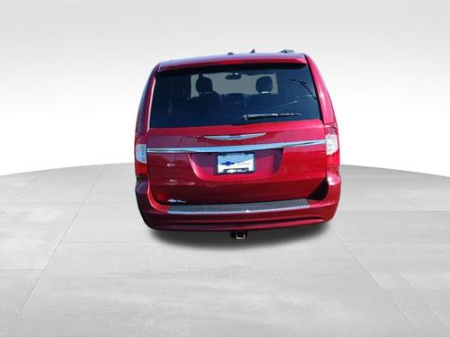2012 Chrysler Town & Country Touring