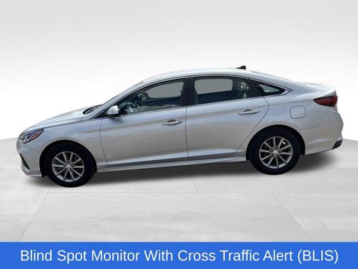 2018 Hyundai SONATA SE