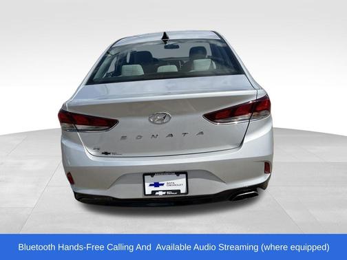 2018 Hyundai SONATA SE