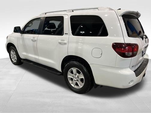 2018 Toyota Sequoia SR5