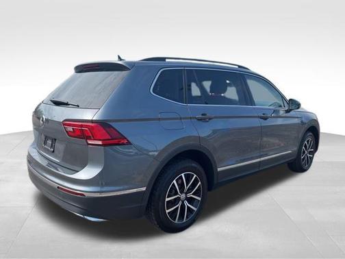 2021 Volkswagen Tiguan 2.0T SE R-Line Black