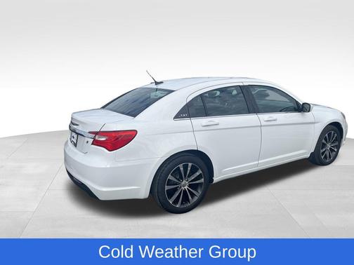 2014 Chrysler 200 Touring