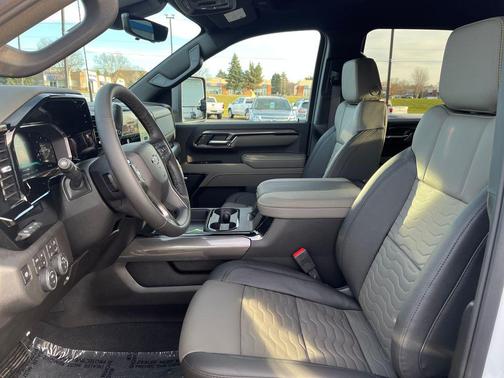 2026 Chevrolet Silverado 2500 Crew Cab, Standard Bed, XR2, 4WD