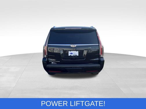 2016 Cadillac Escalade ESV Luxury