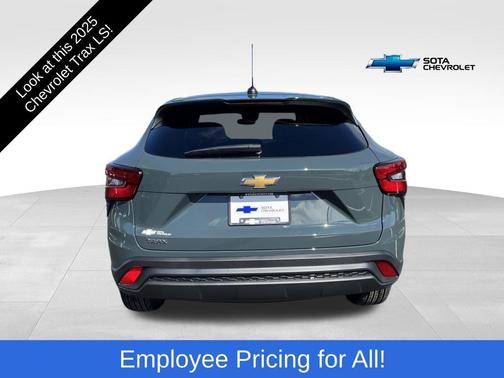 2025 Chevrolet Trax LS