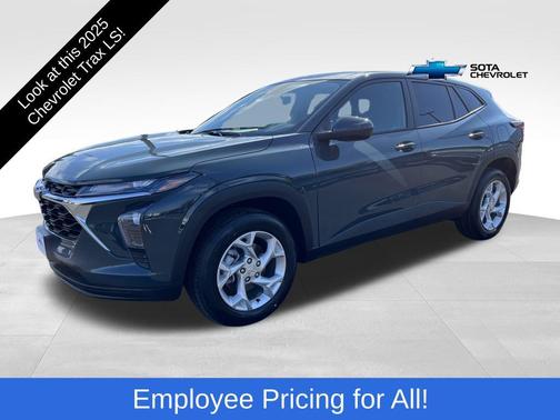 2025 Chevrolet Trax LS