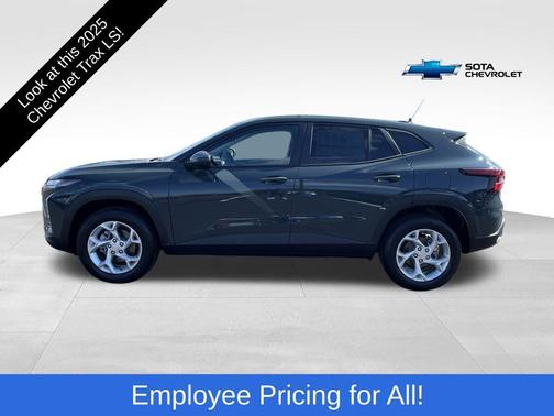 2025 Chevrolet Trax LS