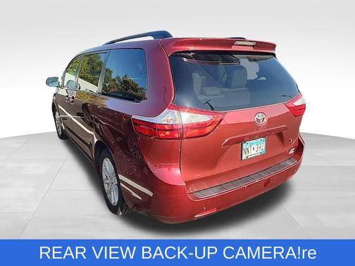 2015 Toyota Sienna XLE