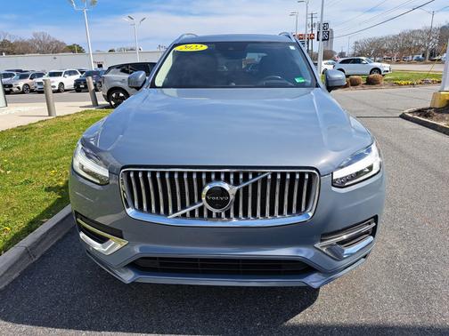2022 Volvo XC90 Inscription