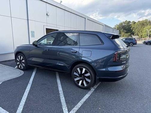 2025 Volvo EX90 Ultra