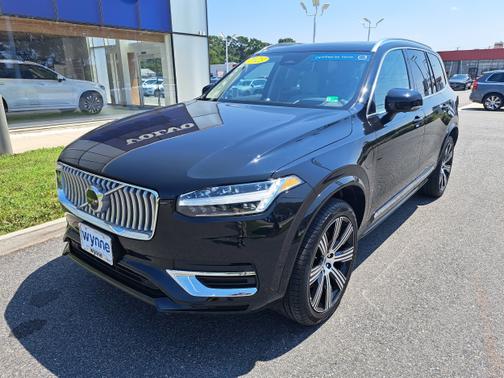 2023 Volvo XC90 Recharge Plug-In Hybrid Ultimate