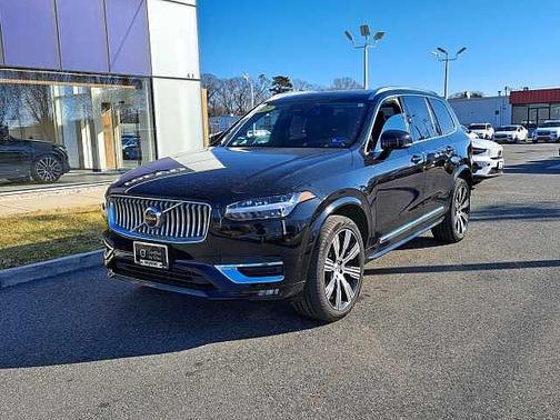 Onyx Black 2023 Volvo XC90 Ultimate