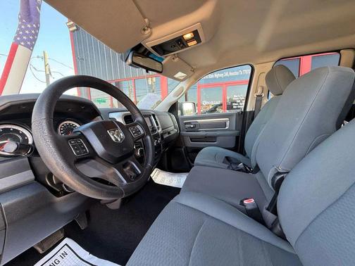 2016 RAM 1500 SLT