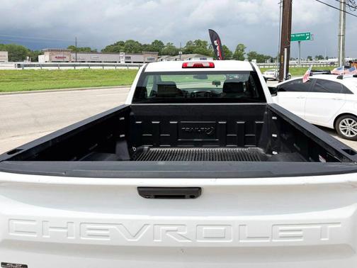 2023 Chevrolet Silverado 1500 WT
