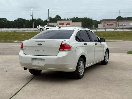 2010 Ford Focus SE