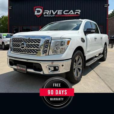2017 Nissan Titan SV
