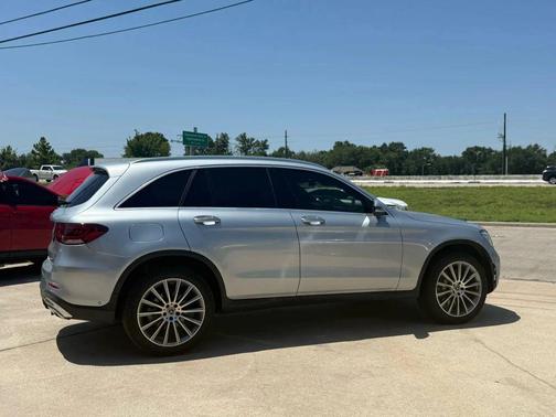 2022 Mercedes-Benz GLC 300 Base
