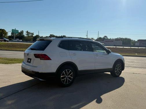 2020 Volkswagen Tiguan 2.0T SE
