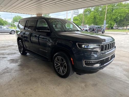 2024 Jeep Wagoneer Base