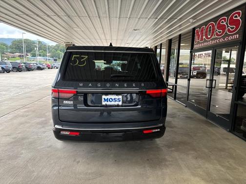 2024 Jeep Wagoneer Base