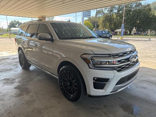 2024 Ford Expedition Platinum