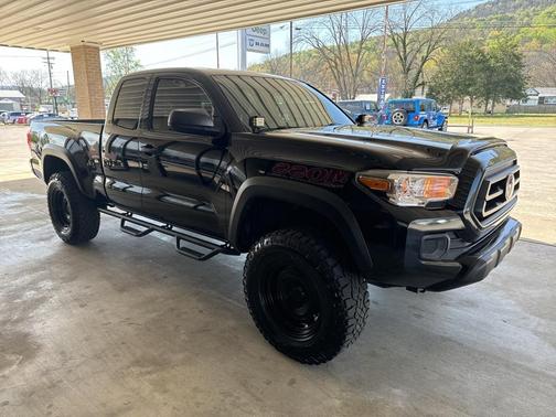2020 Toyota Tacoma SR5