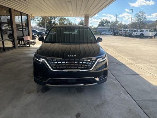 2024 Kia Carnival SX