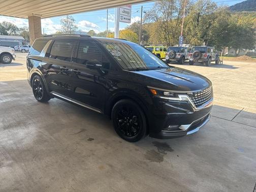 2024 Kia Carnival SX