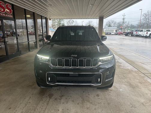 2022 Jeep Grand Cherokee Overland