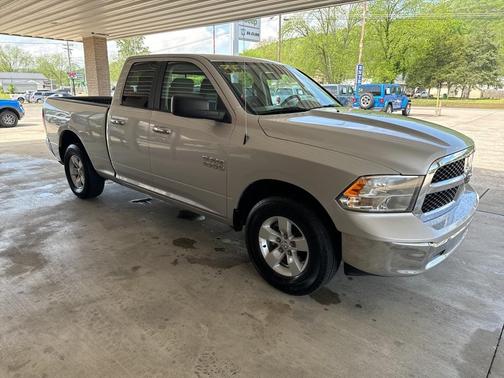 2018 RAM 1500 SLT
