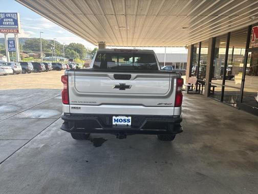 2022 Chevrolet Silverado 1500 ZR2