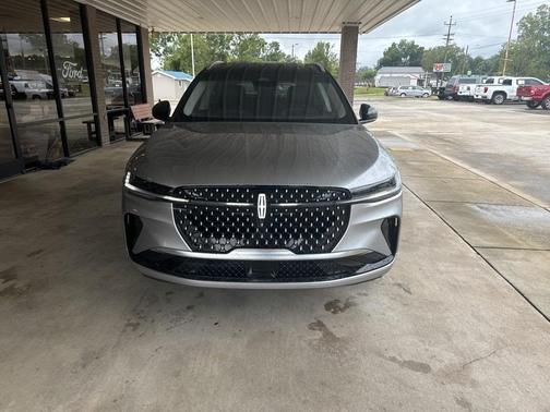 2024 Lincoln Nautilus Reserve